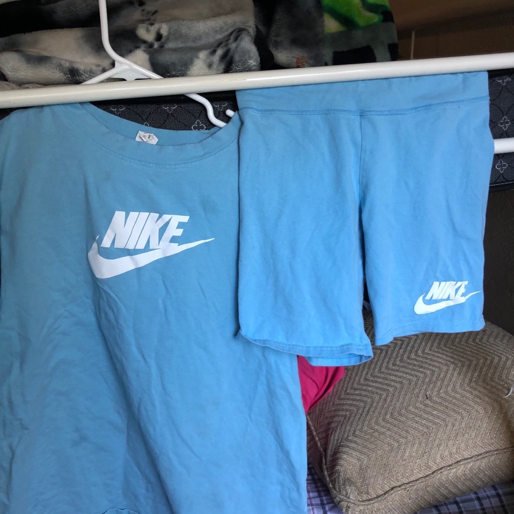 Nike Two Piece Baddie Outfit